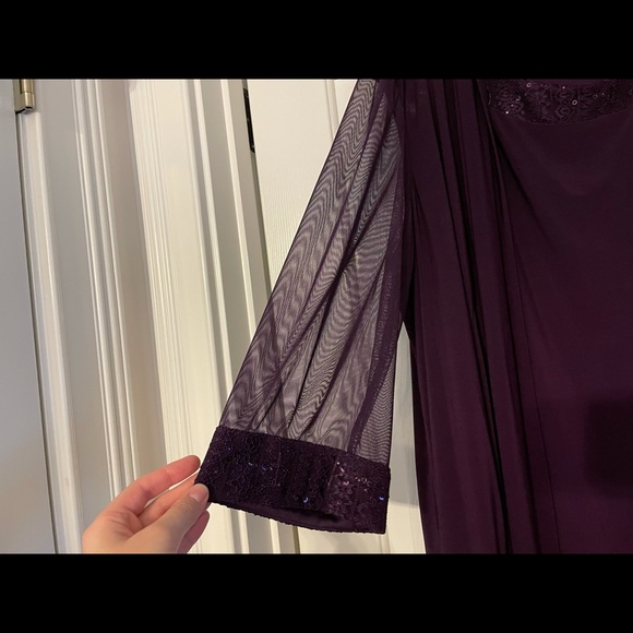 R&M Richards plum flare 2-piece evening dress - Picture 8 of 12